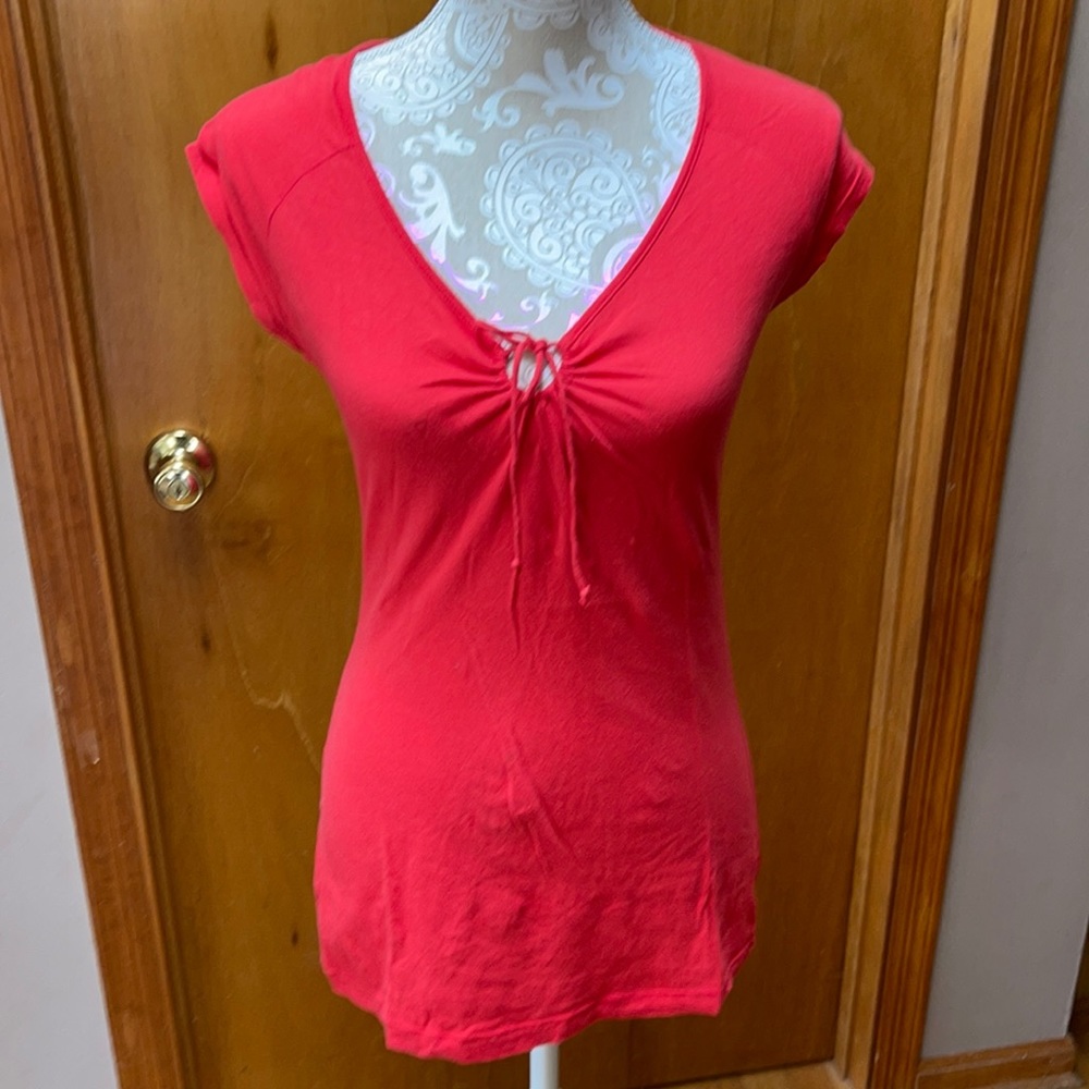 Rebecca Beeson keyhole tee. Size 2 (medium)